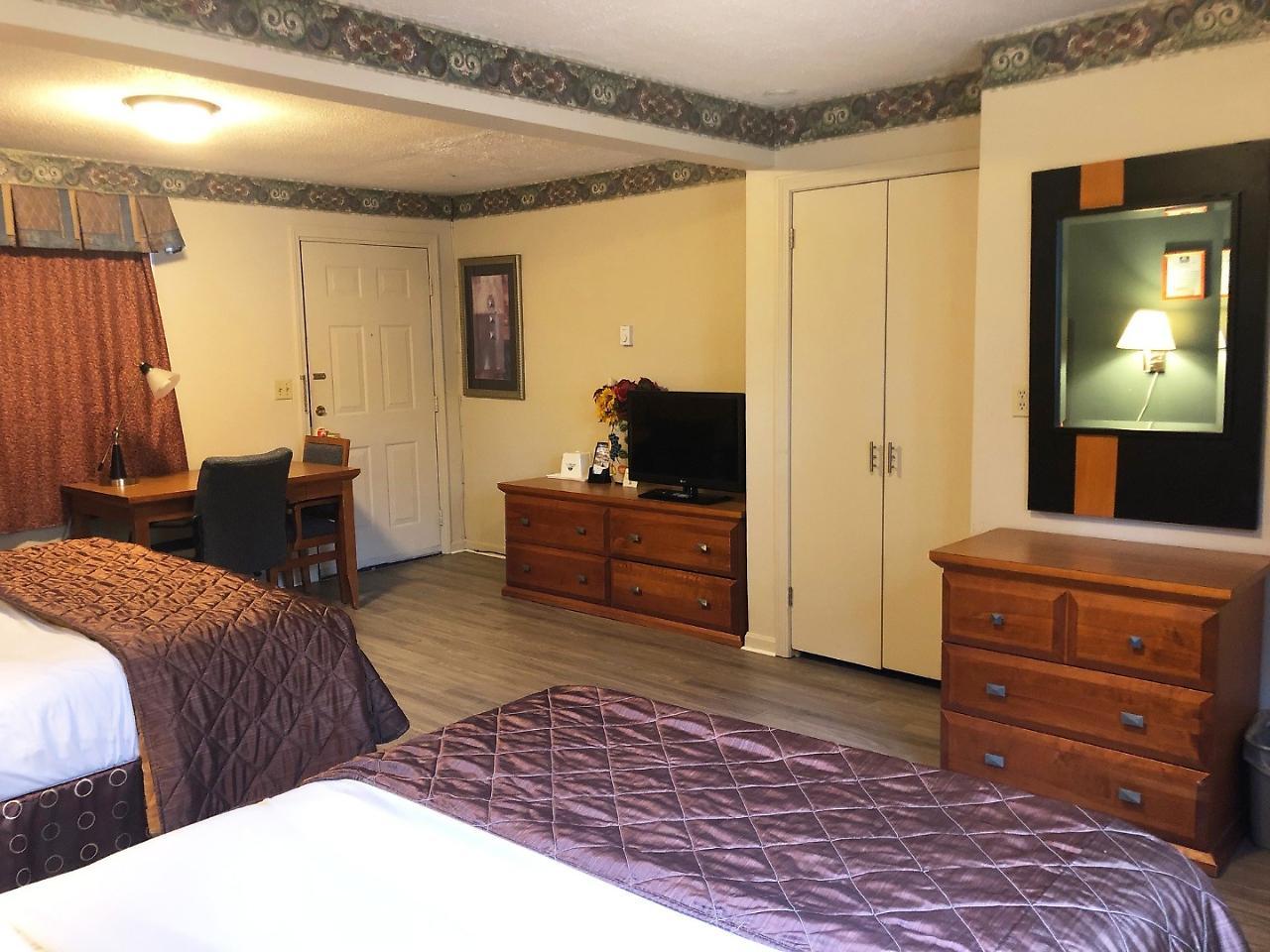 Americas Best Value Inn Stonington Mystic Zewnętrze zdjęcie