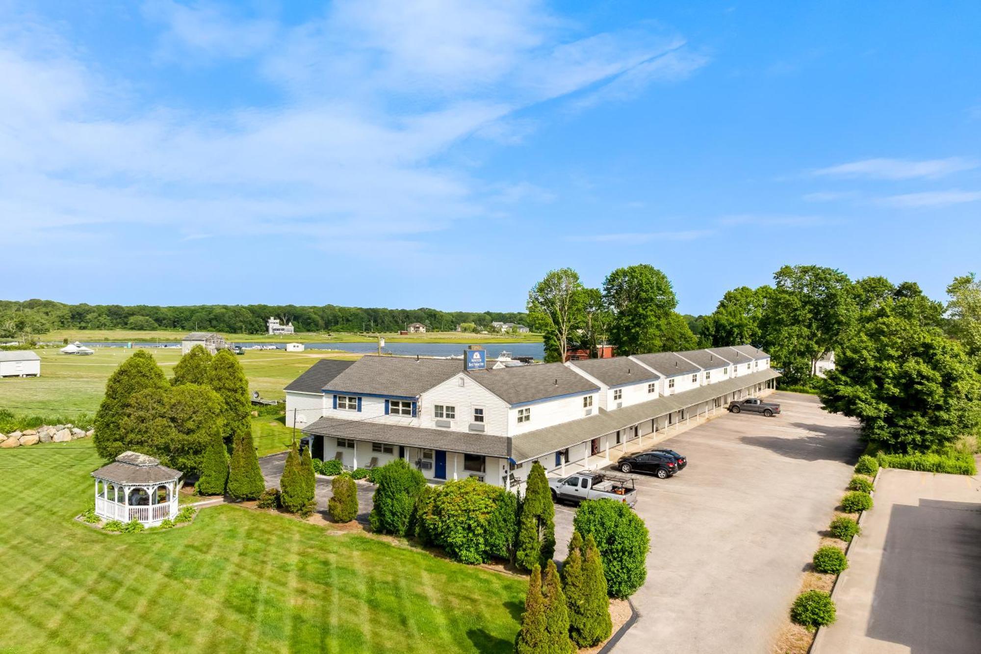 Americas Best Value Inn Stonington Mystic Zewnętrze zdjęcie