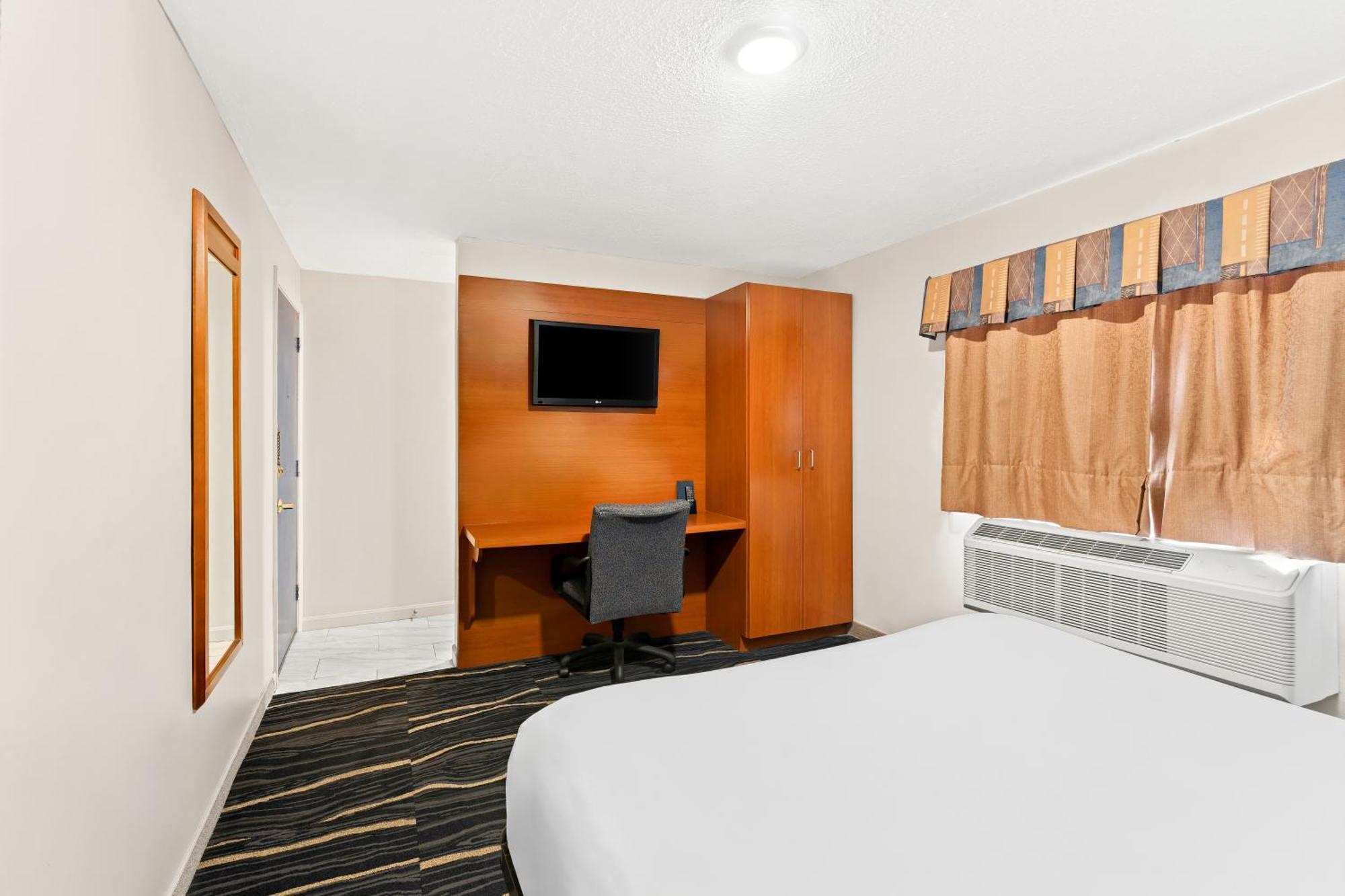 Americas Best Value Inn Stonington Mystic Zewnętrze zdjęcie