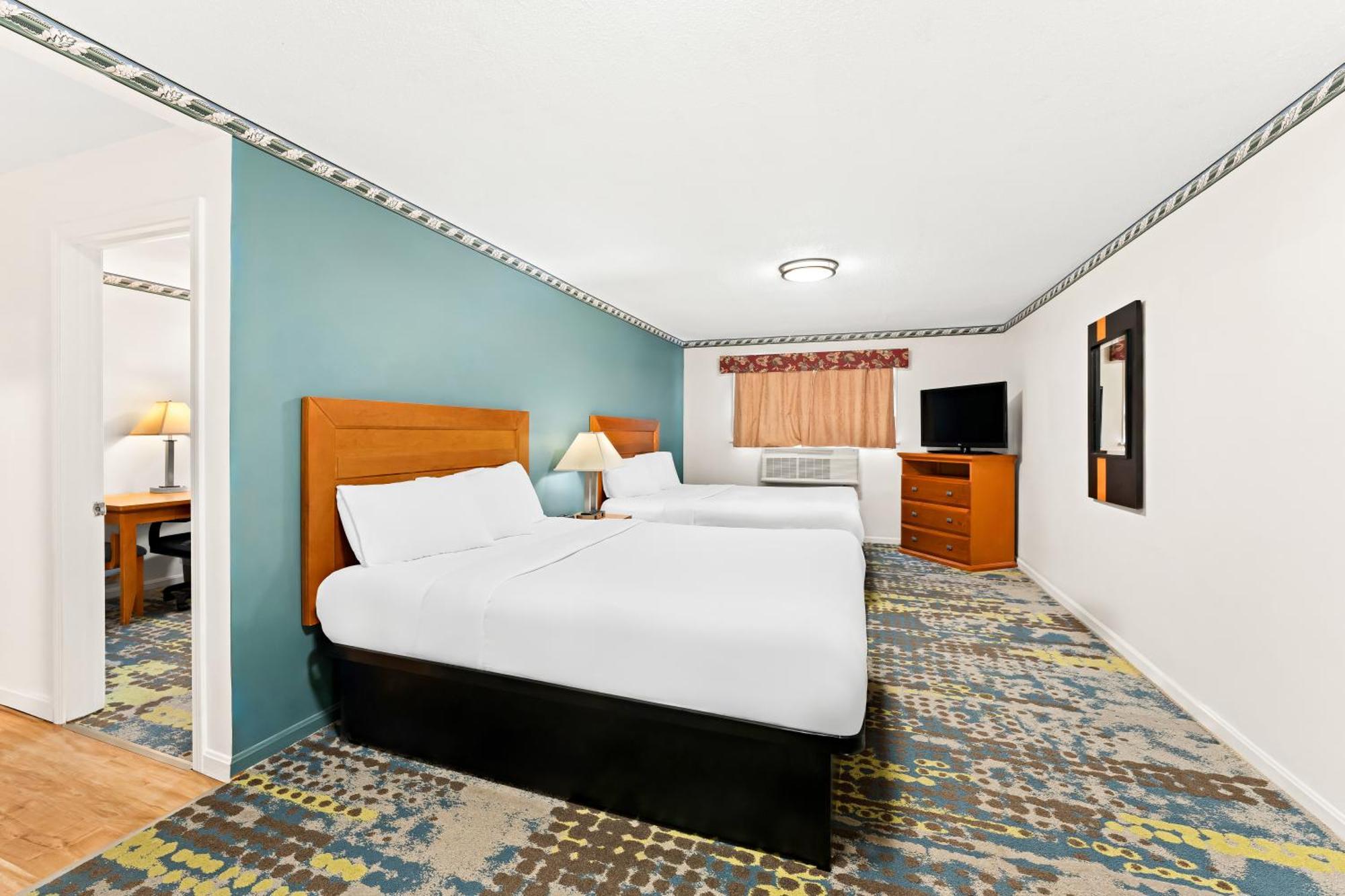 Americas Best Value Inn Stonington Mystic Zewnętrze zdjęcie