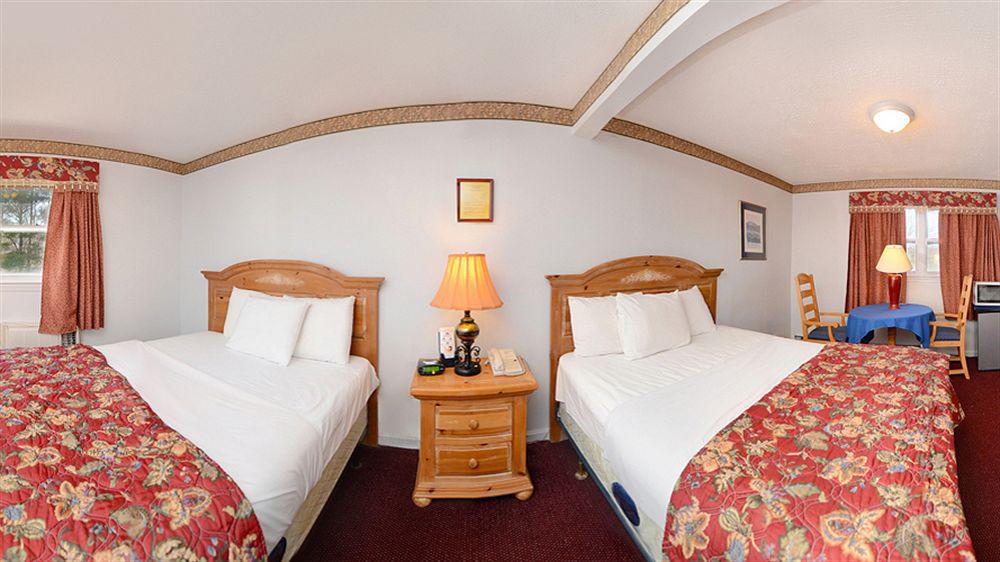 Americas Best Value Inn Stonington Mystic Zewnętrze zdjęcie
